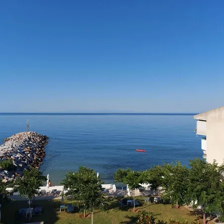 Hotel apartamentowy Pansion Alexandros By The Sea