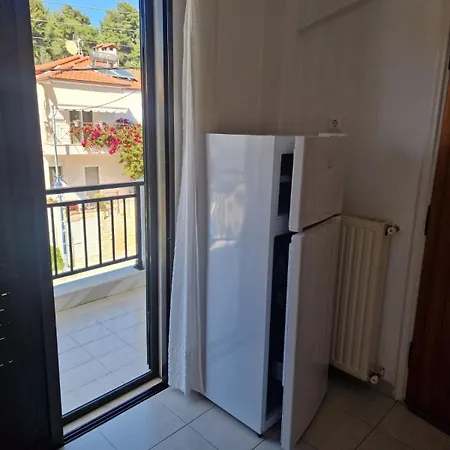 Hotel apartamentowy Pansion Alexandros By The Sea 3*