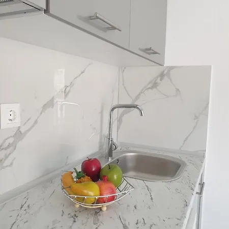 Pansion Alexandros By The Sea نيا سكيوني