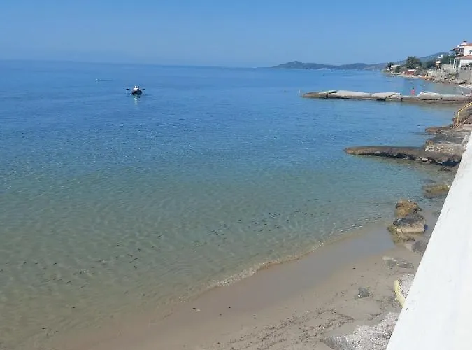 Pansion Alexandros By The Sea Aparthotel