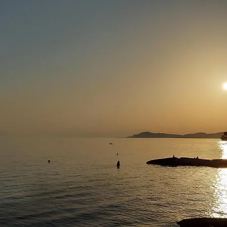 Pansion Alexandros By The Sea