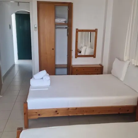 Aparthotel Pansion Alexandros By The Sea