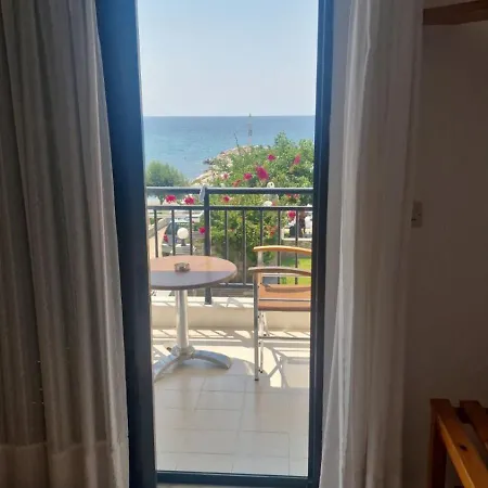 Pansion Alexandros By The Sea 3* Nea Skioni