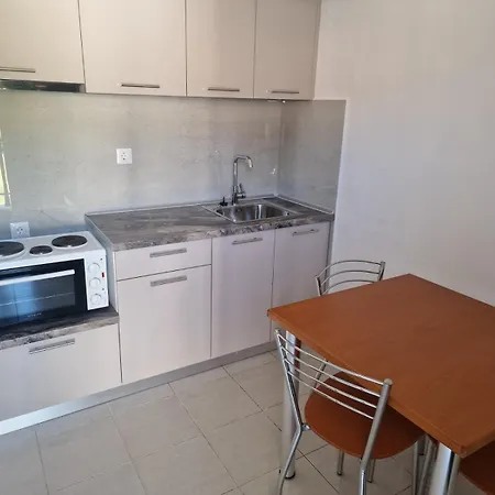 Aparthotel Pansion Alexandros By The Sea