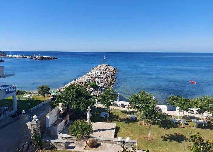 Pansion Alexandros By The Sea 3*