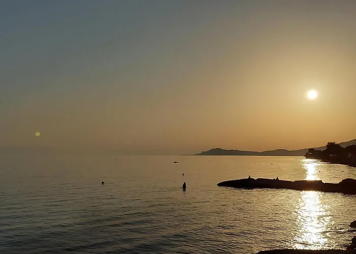 Pansion Alexandros By The Sea